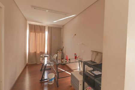 Casa de condomínio à venda com 6000m², 7 quartos e 4 vagasSala