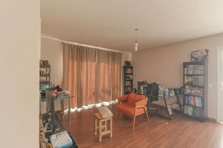 Casa de condomínio à venda com 6000m², 7 quartos e 4 vagasSala