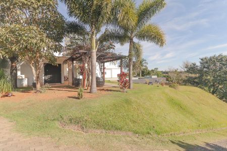 Casa de condomínio à venda com 6000m², 7 quartos e 4 vagasQuintal