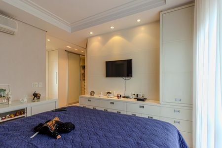 Apartamento à venda com 200m², 4 quartos e 4 vagasSuíte 1