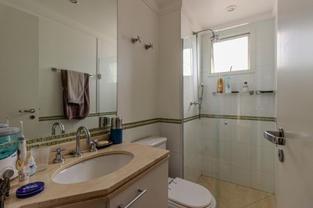 Apartamento à venda com 200m², 4 quartos e 4 vagasBanheiro da Suíte 2