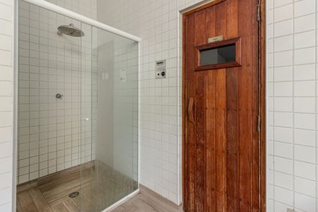 Apartamento à venda com 200m², 4 quartos e 4 vagasÁrea de Serviço - Sauna