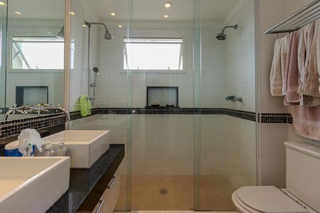 Apartamento à venda com 200m², 4 quartos e 4 vagasBanheiro da Suíte 1