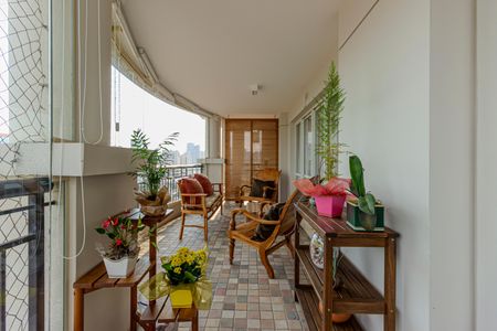 Apartamento à venda com 200m², 4 quartos e 4 vagasVaranda da Sala