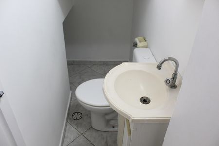 Casa de condomínio para alugar com 70m², 2 quartos e 2 vagasLavabo