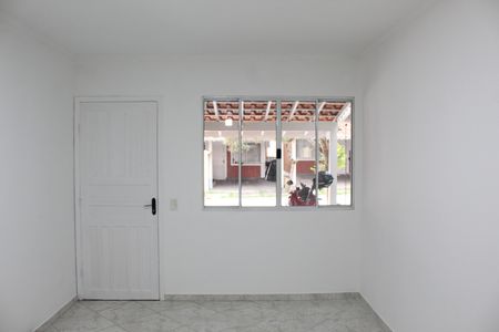 Casa de condomínio para alugar com 70m², 2 quartos e 2 vagasSala