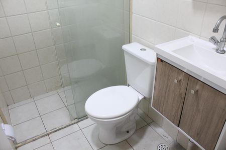 Casa de condomínio para alugar com 70m², 2 quartos e 2 vagasBanheiro