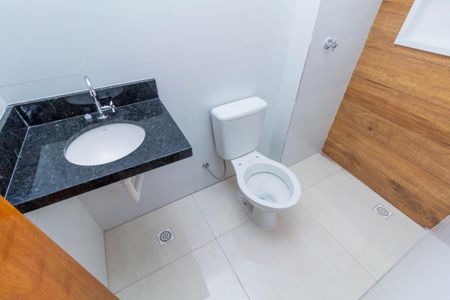 Apartamento à venda com 40m², 2 quartos e sem vaga Apartamento à venda com 40m², 2 quartos e sem vagaBanheiro