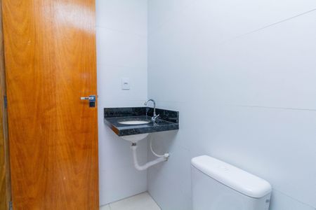 Apartamento à venda com 40m², 2 quartos e sem vaga Apartamento à venda com 40m², 2 quartos e sem vagaBanheiro