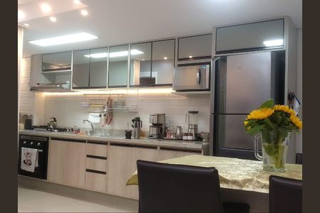 Apartamento à venda com 70m², 2 quartos e 1 vaga Apartamento à venda com 70m², 2 quartos e 1 vagaCozinha