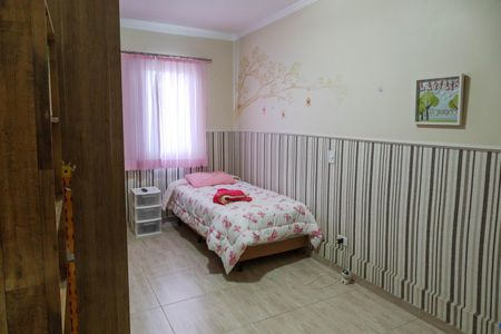 Casa à venda com 220m², 4 quartos e 3 vagas Casa à venda com 220m², 4 quartos e 3 vagasQuarto 3