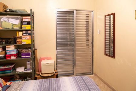 Casa à venda com 220m², 4 quartos e 3 vagas Casa à venda com 220m², 4 quartos e 3 vagasQuarto 4