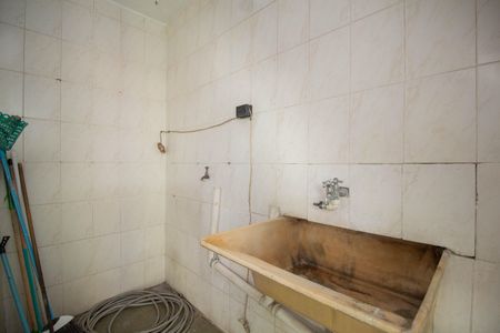 Casa à venda com 157m², 3 quartos e 2 vagas Casa à venda com 157m², 3 quartos e 2 vagasÁrea de Serviço