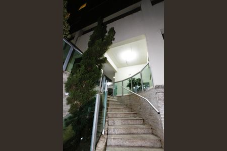 Apartamento para alugar com 124m², 2 quartos e 2 vagasEntrada