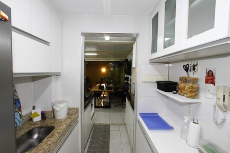 Apartamento para alugar com 124m², 2 quartos e 2 vagasCozinha