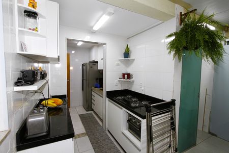 Apartamento para alugar com 124m², 2 quartos e 2 vagasDetalhe da cozinha