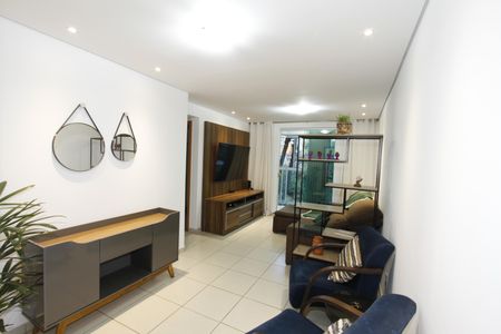 Apartamento para alugar com 124m², 2 quartos e 2 vagasSala