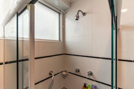 Apartamento à venda com 128m², 3 quartos e 1 vagaBanheiro da Suíte