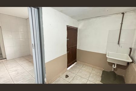 Casa para alugar com 70m², 3 quartos e 1 vaga Casa para alugar com 70m², 3 quartos e 1 vagaÁrea de Serviço