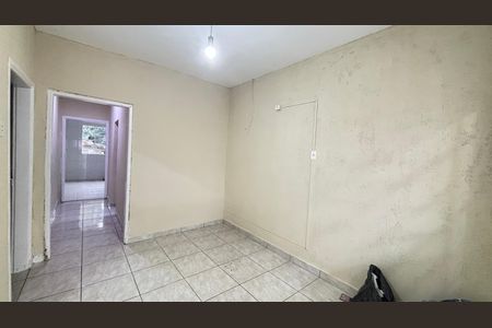Casa para alugar com 70m², 3 quartos e 1 vaga Casa para alugar com 70m², 3 quartos e 1 vagaSala