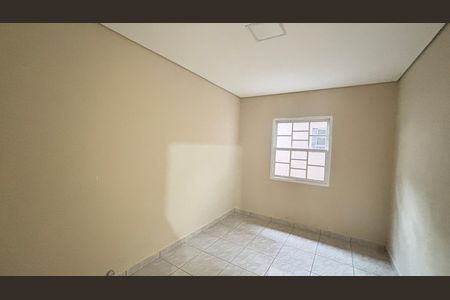 Casa para alugar com 70m², 3 quartos e 1 vaga Casa para alugar com 70m², 3 quartos e 1 vagaQuarto 2