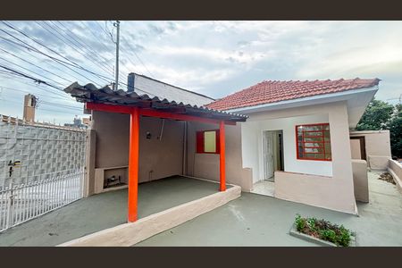 Casa para alugar com 70m², 3 quartos e 1 vaga Casa para alugar com 70m², 3 quartos e 1 vagaQuintal