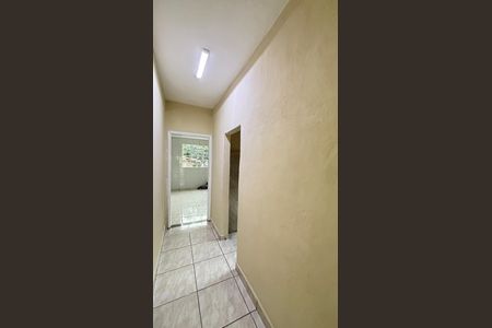 Casa para alugar com 70m², 3 quartos e 1 vaga Casa para alugar com 70m², 3 quartos e 1 vagaCorredor