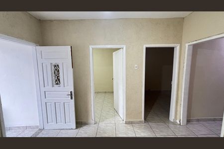 Casa para alugar com 70m², 3 quartos e 1 vaga Casa para alugar com 70m², 3 quartos e 1 vagaSala