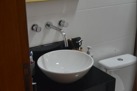 Apartamento à venda com 100m², 2 quartos e 1 vagaBanheiro Social