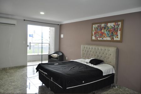 Casa de condomínio à venda com 194m², 3 quartos e 1 vagaSuíte 1