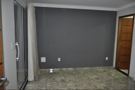 Casa de condomínio à venda com 194m², 3 quartos e 1 vagaSuíte 3