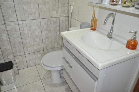 Casa de condomínio à venda com 194m², 3 quartos e 1 vagaLavabo