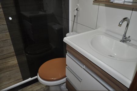 Casa de condomínio à venda com 194m², 3 quartos e 1 vagaBanheiro da Suíte 2