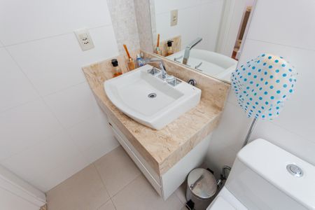 Casa à venda com 470m², 4 quartos e 5 vagasBanheiro da Suíte 4