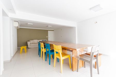 Casa à venda com 470m², 4 quartos e 5 vagasChurrasqueira