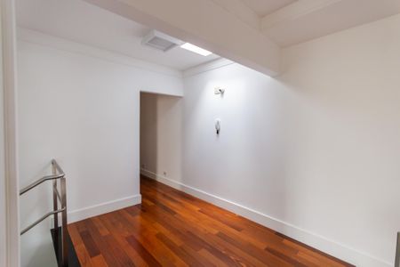 Casa à venda com 470m², 4 quartos e 5 vagasHall