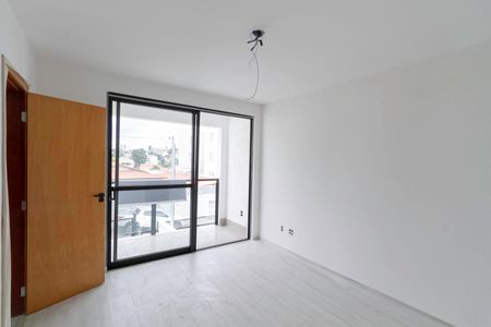 Casa à venda com 181m², 3 quartos e 2 vagasSuíte