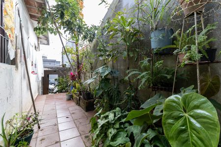 Casa à venda com 160m², 2 quartos e sem vaga Casa à venda com 160m², 2 quartos e sem vagaCorredor Lateral