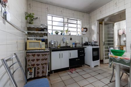 Casa à venda com 160m², 2 quartos e sem vaga Casa à venda com 160m², 2 quartos e sem vagaCozinha