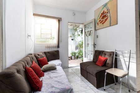 Casa à venda com 160m², 2 quartos e sem vaga Casa à venda com 160m², 2 quartos e sem vagaSala