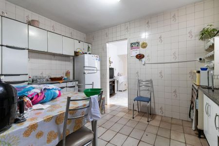 Casa à venda com 160m², 2 quartos e sem vaga Casa à venda com 160m², 2 quartos e sem vagaCozinha