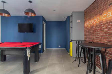 Apartamento para alugar com 24m², 1 quarto e 1 vaga Apartamento para alugar com 24m², 1 quarto e 1 vagaSala de Jogos