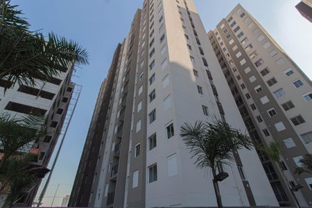 Apartamento para alugar com 24m², 1 quarto e 1 vaga Apartamento para alugar com 24m², 1 quarto e 1 vagaFachada do bloco