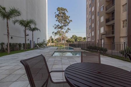 Apartamento para alugar com 24m², 1 quarto e 1 vaga Apartamento para alugar com 24m², 1 quarto e 1 vagaÁrea comum - Piscina
