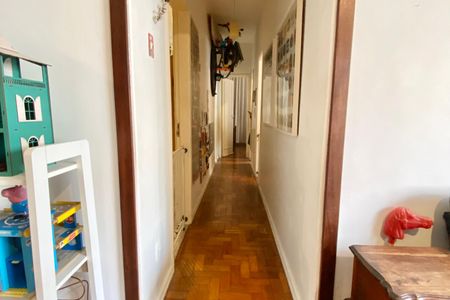 Apartamento à venda com 80m², 2 quartos e sem vagaCorredor 