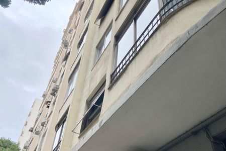 Apartamento à venda com 80m², 2 quartos e sem vagaFachada 