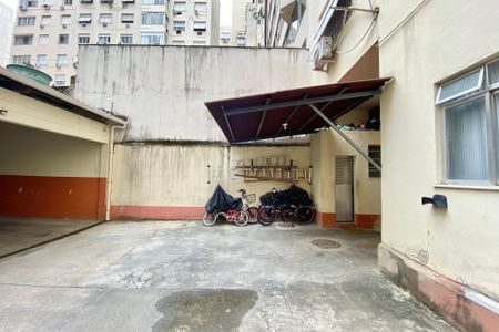 Apartamento à venda com 80m², 2 quartos e sem vagaÁrea comum