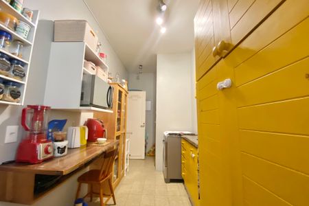 Apartamento à venda com 80m², 2 quartos e sem vagaCozinha