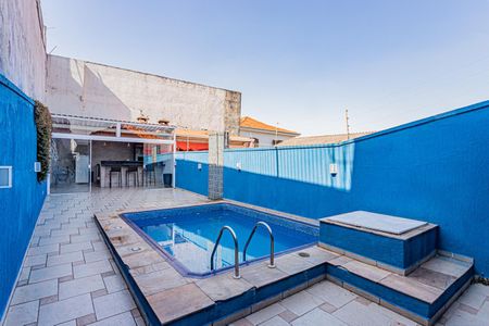 Casa à venda com 380m², 3 quartos e 2 vagasPiscina