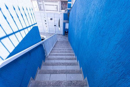 Casa à venda com 380m², 3 quartos e 2 vagasEscada